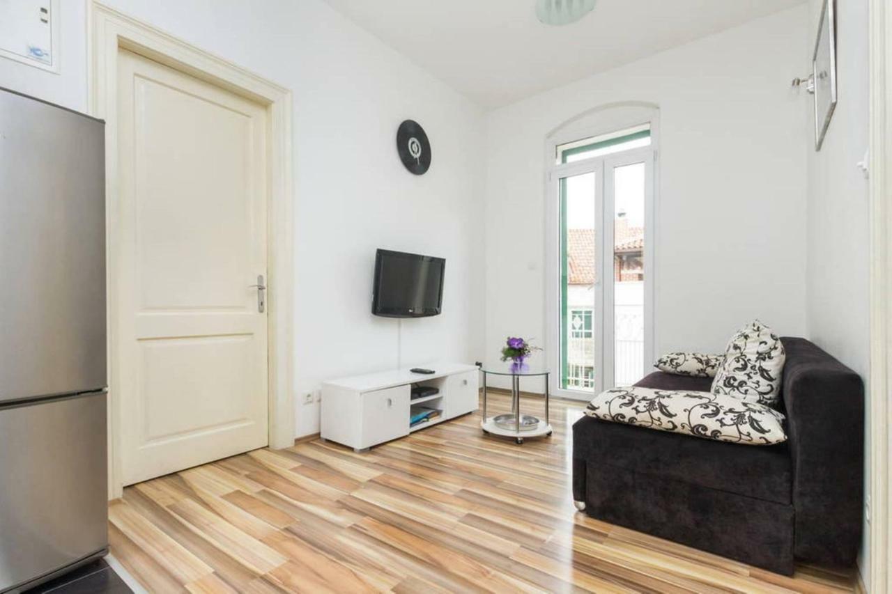 Apartment Central Old Town With Private Indoor Garage Parking Split Exteriér fotografie
